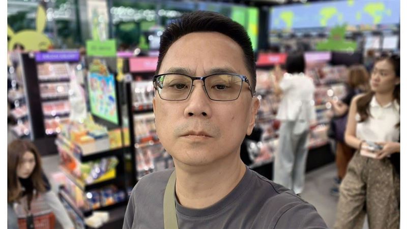 曬超狂刷卡明帳單 486先生「月花千萬」
