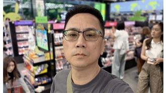 曬超狂刷卡明帳單　486先生「月花千萬」
