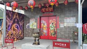 台東玄濟宮遭舉報違建  縣府要求補建照近日台東延平玄濟宮行事引發討論，地方有人認為宗教自由，有人舉報違建和詐財，台東縣政府已通知補建照，檢警也蒐證釐清是否涉詐欺。中央社記者盧太城台東攝　115年6月24日