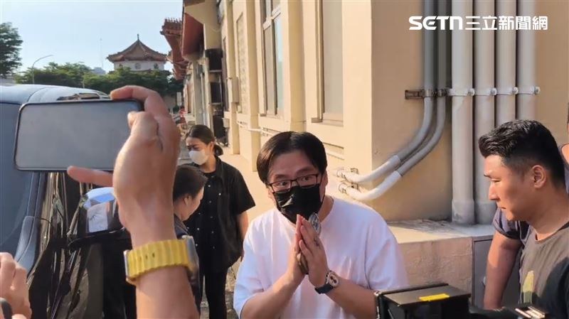 新/母親遭公車輾斃!周韋翰吐4字離開