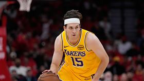 洛杉磯湖人隊成功鎖定球星里夫斯（Austin Reaves）。據消息指出，里夫斯將簽下一份為期4年、總值1.85億美元的頂薪合約。（圖／美聯社／達志影像）