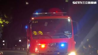 25日凌晨1時45分，楠梓區德民路一棟宿舍再度爆發冷氣短路意外。（圖／翻攝畫面）