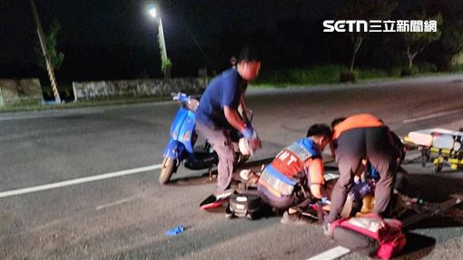 台南男騎車猛撞竄出流浪狗　重摔倒地慘死