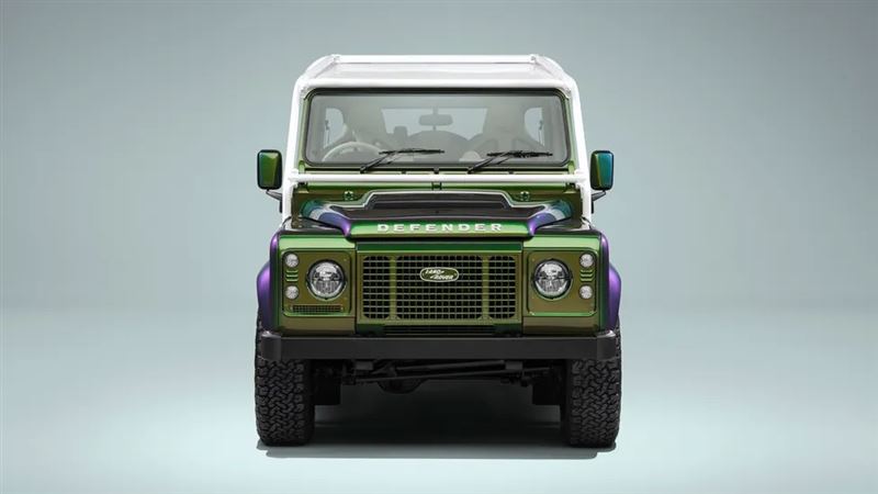 Land Rover Defender V8客製車。（圖／翻攝Land Rover網站）