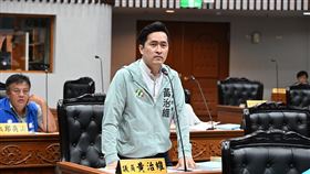 7月起設籍台東0至6歲幼兒免健保費台東縣政府提高育兒福利，7月起設籍台東0至6歲幼兒免健保費，25日經台東縣議會審議追加預算通過，盼助減輕父母親負擔，民進黨籍議員黃治維（圖）於議會發言表示支持。（台東縣議會提供）中央社記者盧太城台東傳真　115年6月25日