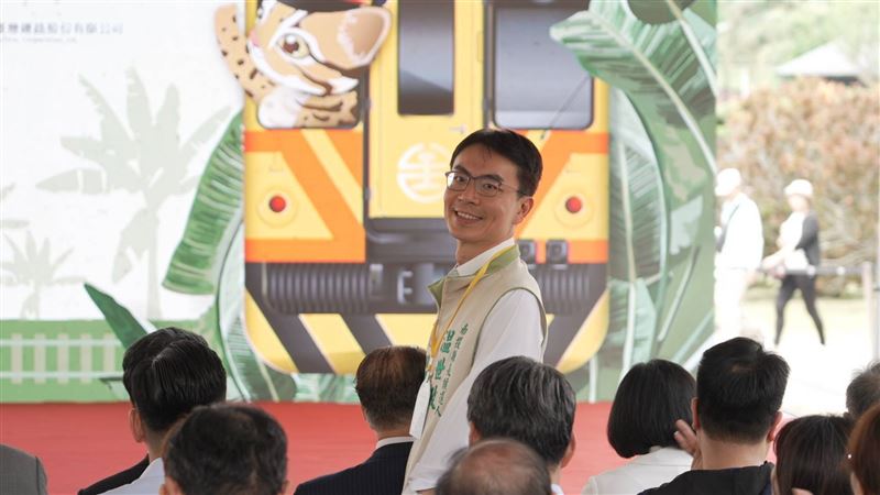 集集支線全線復駛，總統盼帶動南投觀光發展。(圖／南投縣長候選人温世政提供）