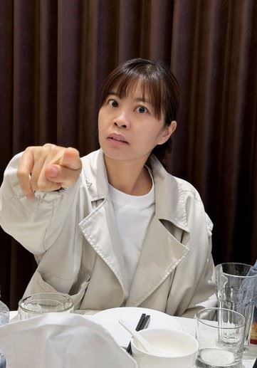 陳隨意笑稱，經紀人明明是美女，但因個性直率被身邊人暱稱為「雪哥」。（圖／翻攝自臉書）