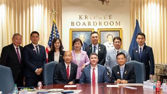 韓國瑜率立委團會白宮官員　美方重申一事