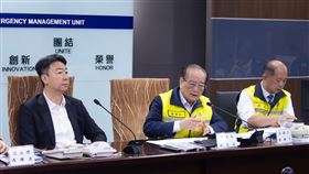 交通部長陳世凱今（26）日上午前往臺鐵一級應變小組視察。（圖／交通部提供） 