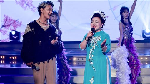 等28年入圍金曲獎　白冰冰「突公布新歡」