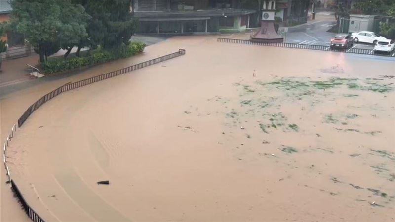 新竹多地傳出淹水災情。（圖／新竹縣政府提供）