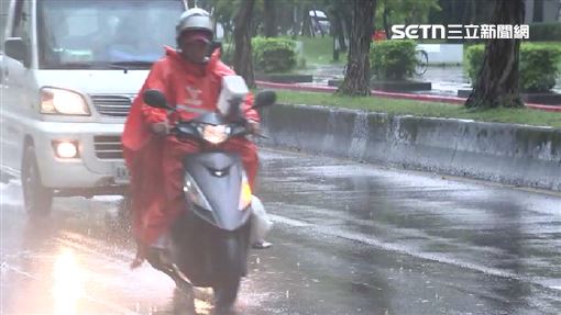 輕便雨鞋套,下雨,防滑,超商,雨天,騎士