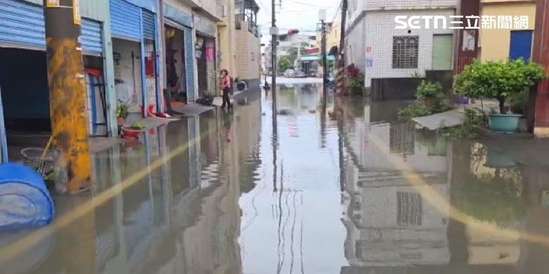 東港其他低窪地區同樣積水未退