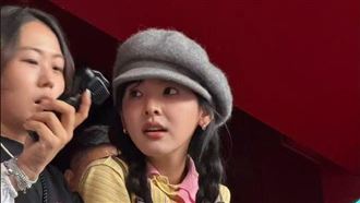 周董登北京鳥巢　《難哄》女星迷妹模樣曝
