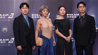 金曲紅毯5美　樂團主唱薄紗戰袍只貼胸貼
