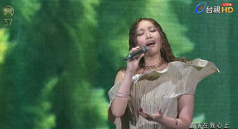 A-Lin帶來幸福在歌唱。（圖／翻攝自YT @GMA 金曲獎頒獎典禮暨國際音樂節 Golden Melody Awards &amp; Festival）