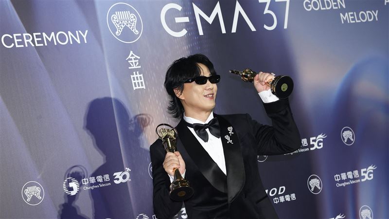 蕭煌奇金曲奪獎「開五金行」　喊找李炳輝