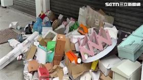 新堀江商圈鞋店欠債跑路　房東找嘸人店遭貼單