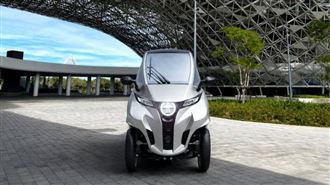 駕艙機車開放上路　要汽車駕照免戴安全帽
