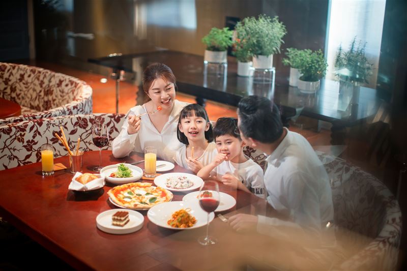 親子同行付費用餐，可於文華Caf&eacute;或Bencotto享免費兒童套餐乙份。（圖／台北文華東方酒店提供）