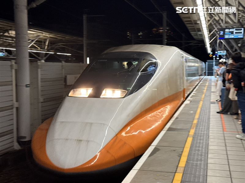 巴威颱風逐漸遠離台灣,高鐵宣布明日全線正常營運,但部分路段仍可能因風雨採限速。(圖/記者李育道攝影)