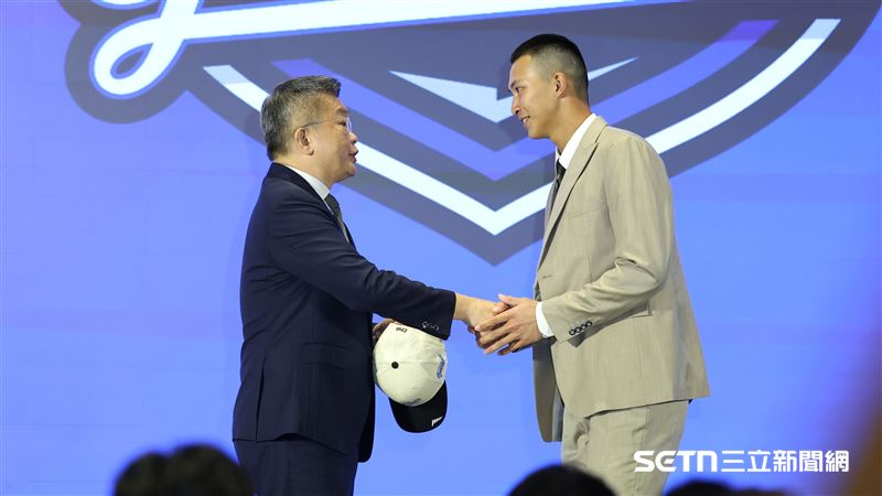 富邦悍將狀元陳柏凱。(圖/記者劉彥池攝影)