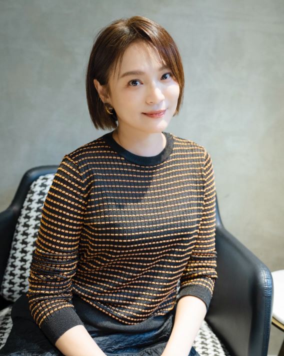 網友大讚凍齡美貌。（圖／翻攝自臉書）