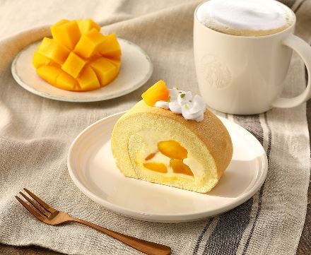 星巴克7月1日起全新推出「芒果生乳捲」。（圖／星巴克提供）