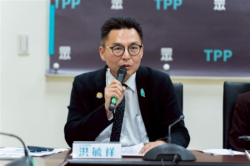 洪毓祥表示，《強化國防自主暨無人機產業發展條例》要建立完善的無人機產業發展制度（圖／民眾黨團提供）