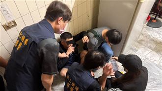 推嬰兒車喊「來台幹大事」！移工慘了
