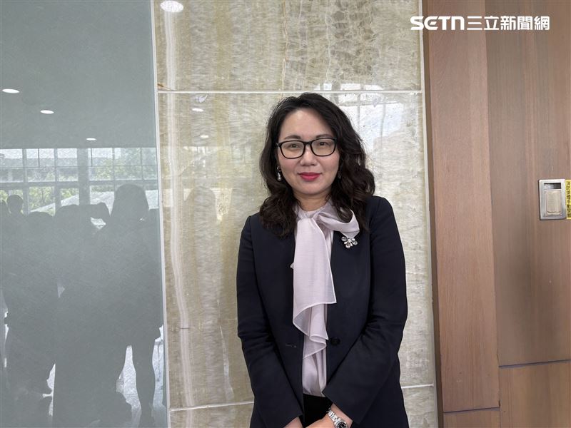 健保署署長陳亮妤今（30）日表示，居家化療將針對以5-FU（牛奶袋）治療癌症，包括大腸癌、胃癌等消化道癌症及頭頸癌，為第一波開放對象，預計年底前上路。（圖／記者蔣季容攝影）