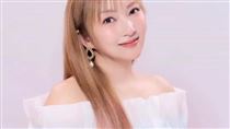 女星拋震撼彈宣布離婚　笑喊：真的很舒暢