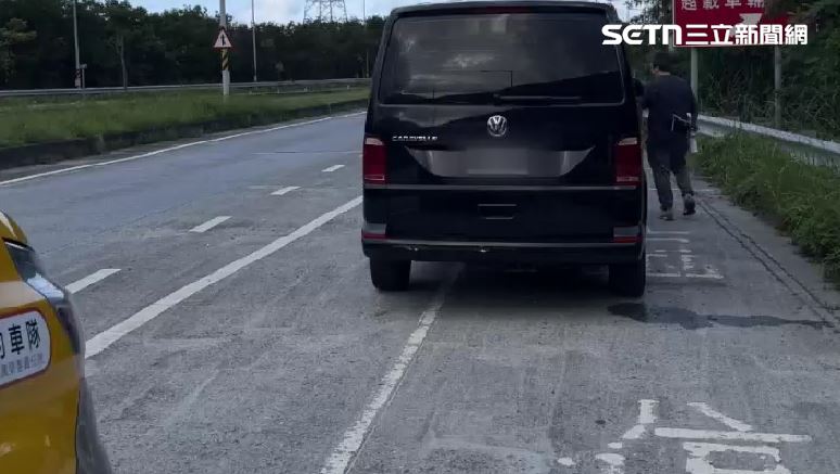 當事人控包車司機危險駕駛，還嘲諷坐輪椅的爸爸