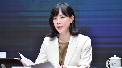 韓國瑜嗆誰給權力不副署法案　政院：憲法