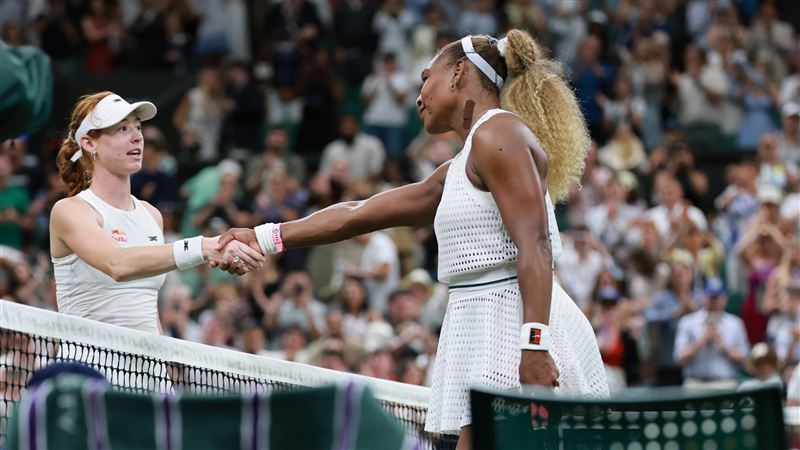 小威廉絲（Serena Williams）睽違4年重返溫網單打，首輪敗給澳洲小將。（圖／美聯社／達志影像）