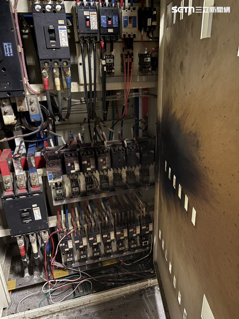 金錢豹發生工安意外，員工修電器觸電，右手、臉部受到3級電灼傷。（圖／翻攝畫面）