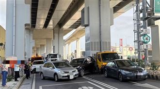 大貨車「連撞4車」害回堵　5人毒篩結果曝