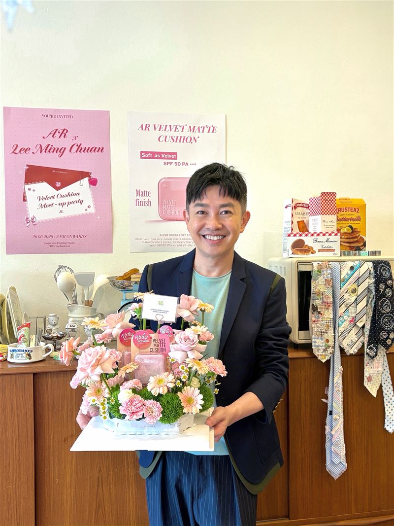 李明川到曼谷回歸老本行。（圖／產值娛樂提供）