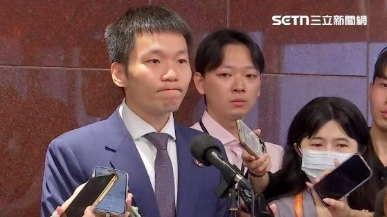 李洋爆請辭撼政壇!李洋曾說這兩句話感人