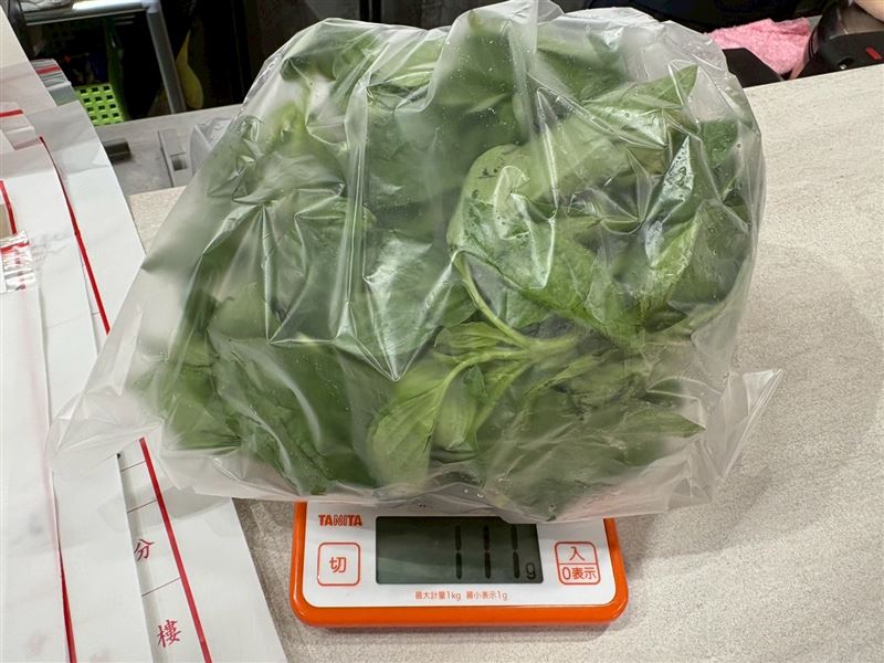 知名店家的九層塔被驗出農藥超標。（圖／台北市衛生局提供）