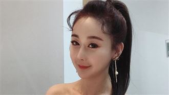 三級片女星車禍撞電線桿　骨盆骨折急送醫