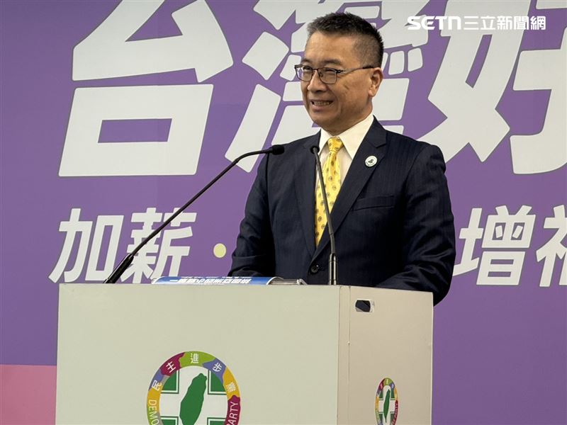 民進黨秘書長徐國勇出席2026地⽅選舉政績暨共同政⾒發布記者會(圖/記者劉秀敏攝影)