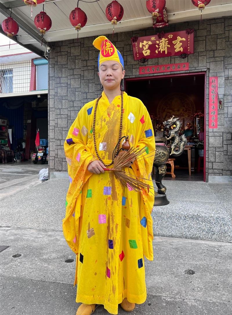 尬電禪師引爆全台關注！屏東音頻感應老師1句話點破禪機，信徒千萬要小心。（圖／翻攝自《台東玄濟宮》臉書）
