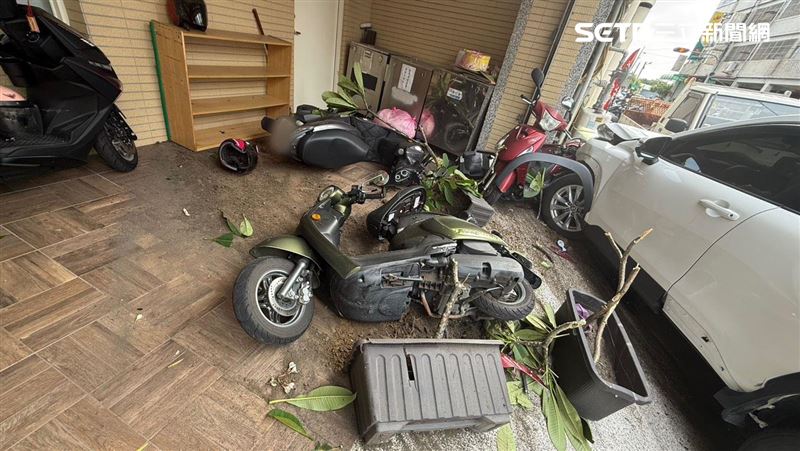 苗栗竹南驚悚車禍!毒蟲逆向撞死騎士肇逃