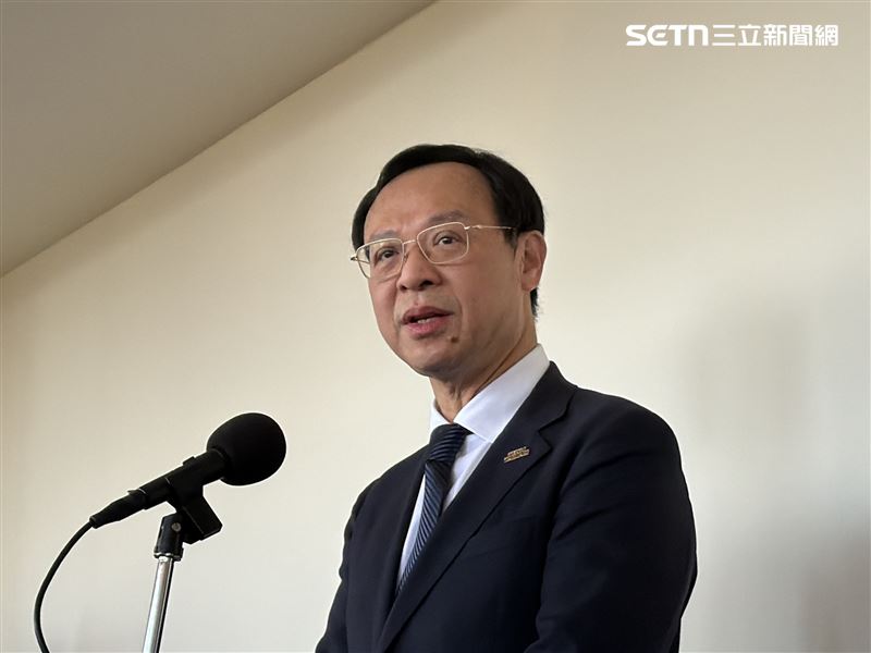 衛福部長石崇良表示，醫院沒有大小層級的優劣，被評定為醫學中心的都具有相同標準，他們之間也有各自擅長的科別。（圖／記者蔣季容攝影）