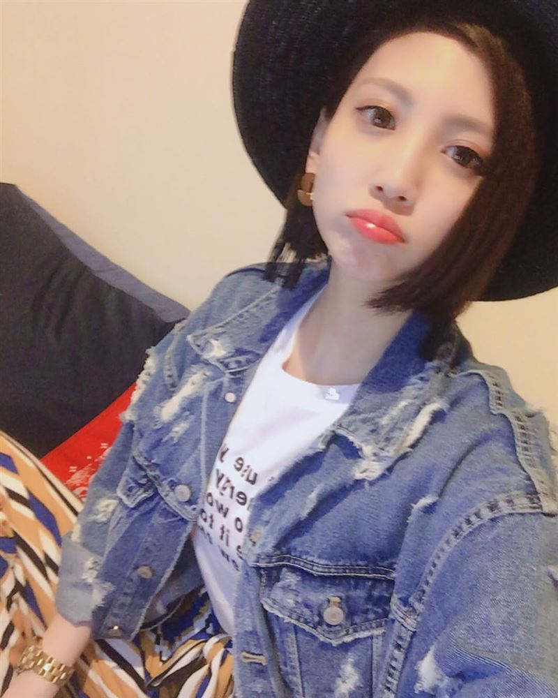 女團℃-ute前成員梅田繪理香婚後育有2子。（圖／翻攝自IG @umeeri524）