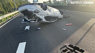 撞國道護欄翻肚…27歲男「甩出來掉地」亡