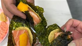 有網友在「大全聯 好物分享社」PO出生魚片新吃法。（圖／翻攝自「大全聯 好物分享社」臉書）