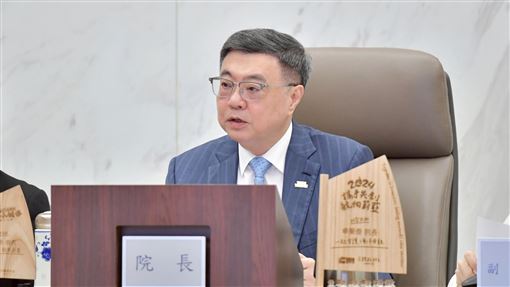 中國新惡法上路　行政院出招了