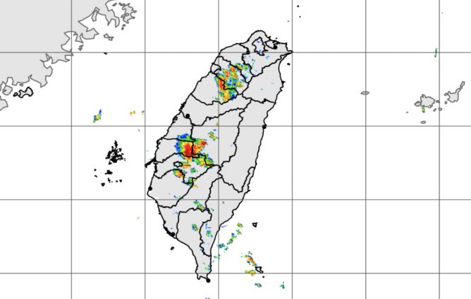 中央氣象署今（2）日14時35分發布大雨特報。（圖／氣象署）